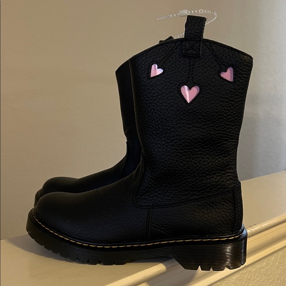 Dr. Martens Junior Heart Nappa Patent Leather boots size 5L New w/box - Picture 4 of 7